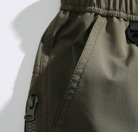 Outdoor green pants pocket Outdoor green pants pocket